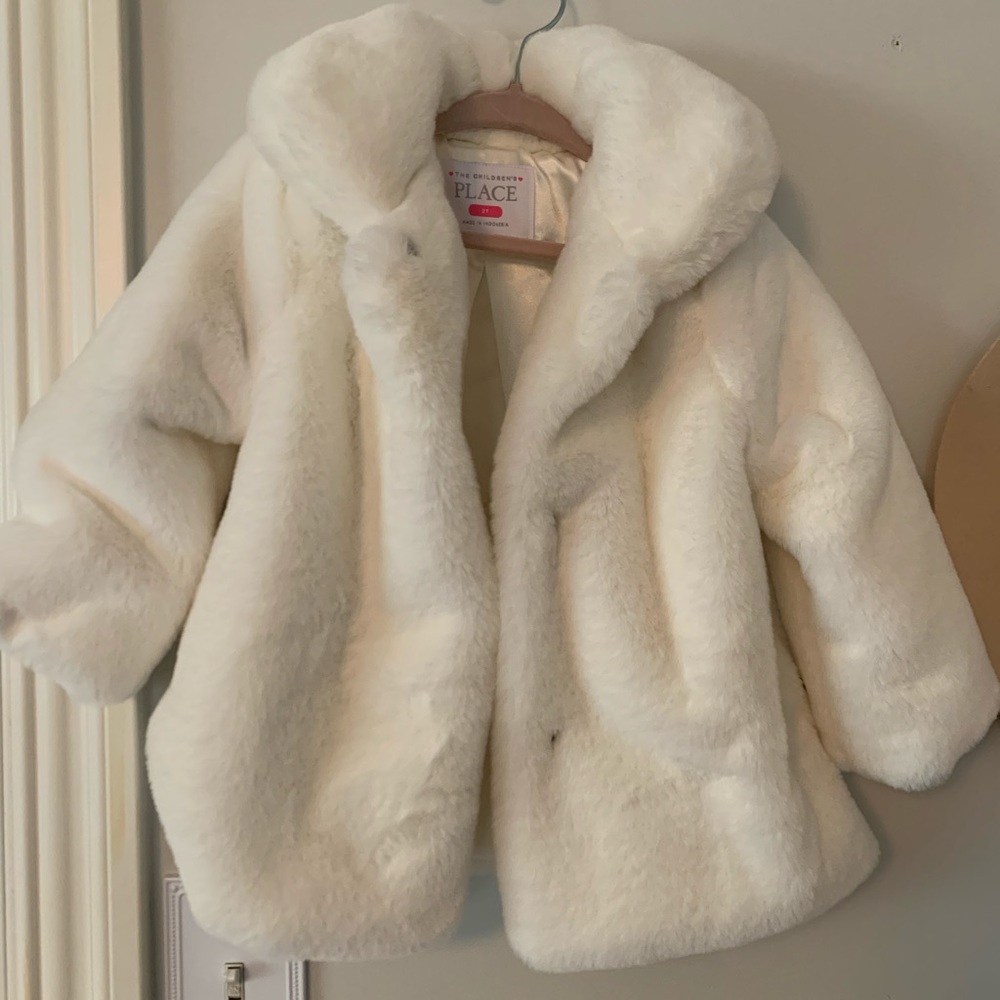 Faux fur coat! 2T